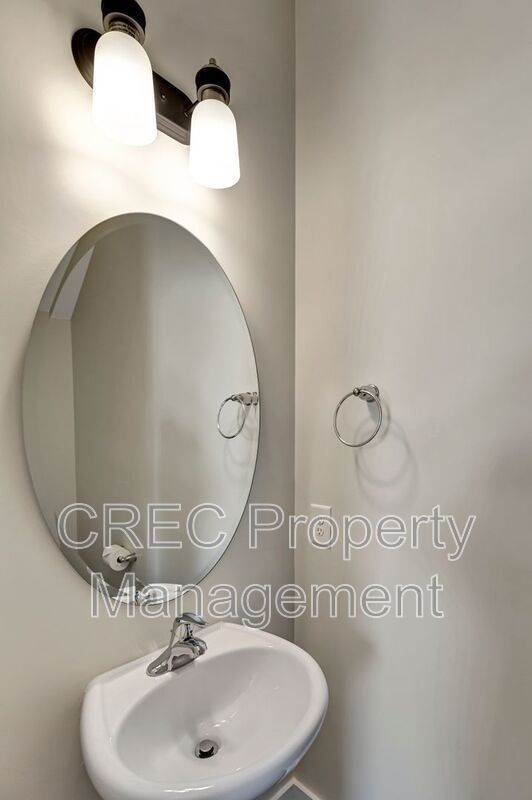 Beautiful End Unit In The Park at Rivers Edge! property image