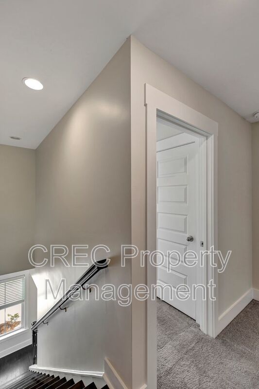 Beautiful End Unit In The Park at Rivers Edge! property image