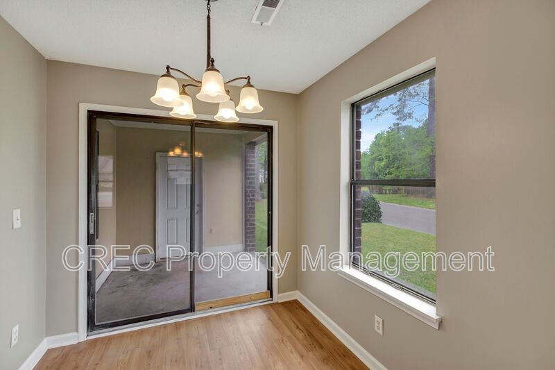 MOVE IN SPECIAL! Two Bedroom Pet-Friendly Unit in Gadsden Acres! property image