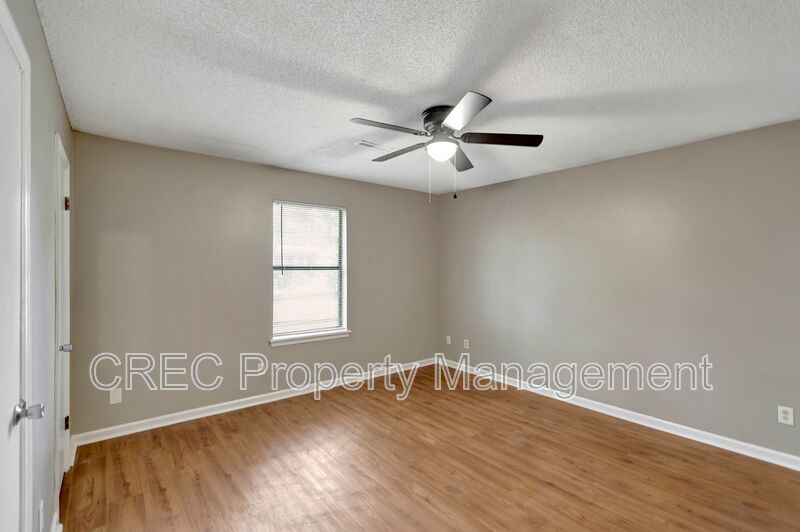 MOVE IN SPECIAL! Two Bedroom Pet-Friendly Unit in Gadsden Acres! property image