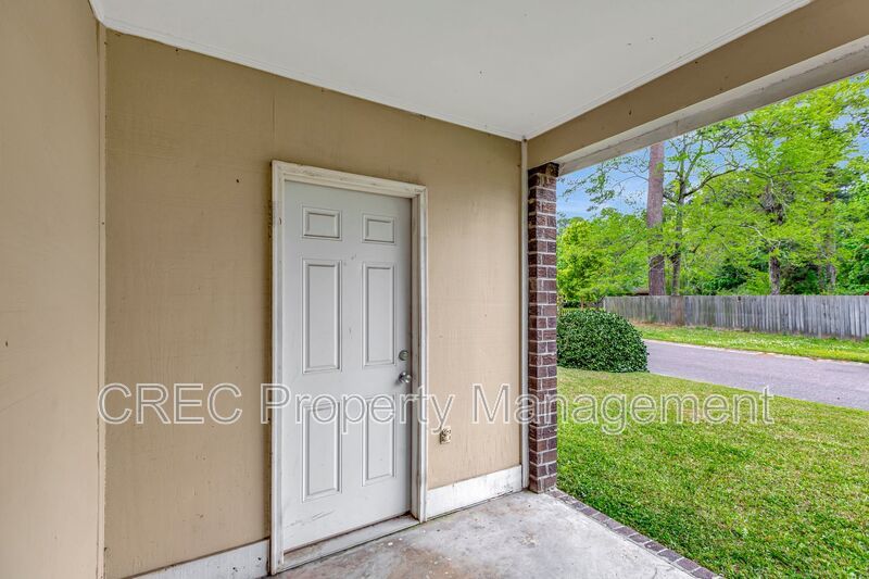 MOVE IN SPECIAL! Two Bedroom Pet-Friendly Unit in Gadsden Acres! property image