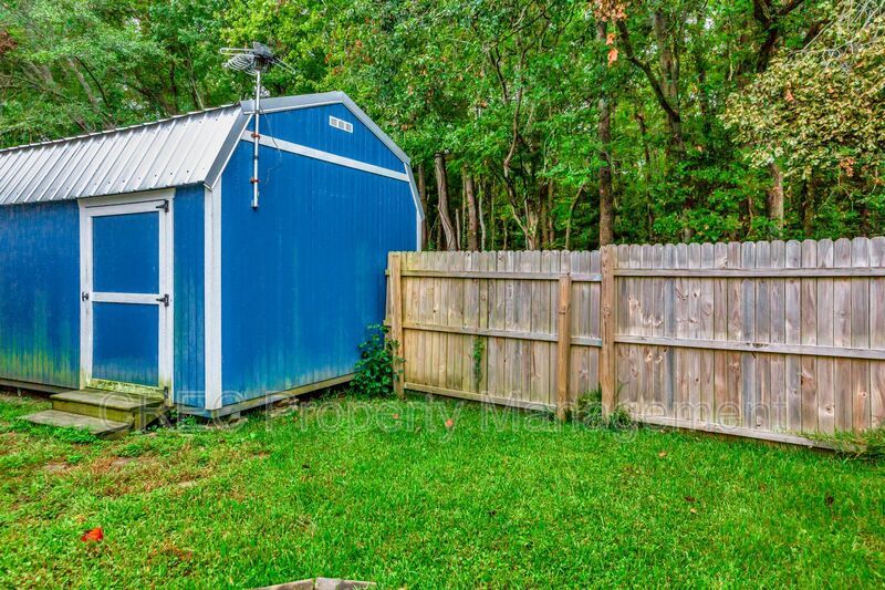 Centrally Located in North Charleston property image