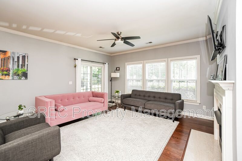 Move-In Ready & Fully Furnished Chic Condo in Grove Park at Grand Oaks property image