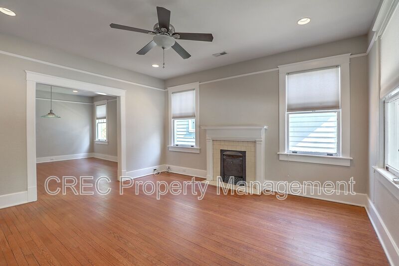 Charleston Brick Bungalow! property image