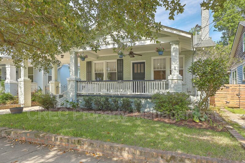 Charleston Brick Bungalow! property image