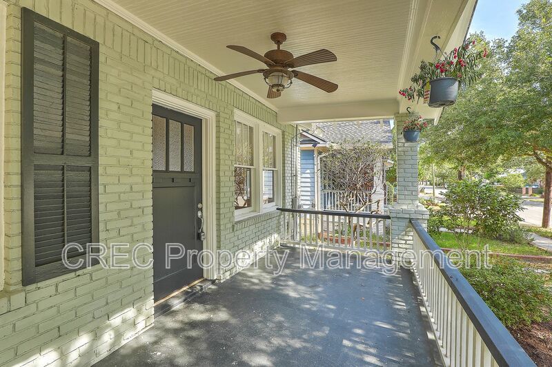 Charleston Brick Bungalow! property image