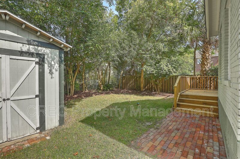 Charleston Brick Bungalow! property image