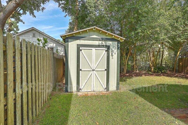 Charleston Brick Bungalow! property image