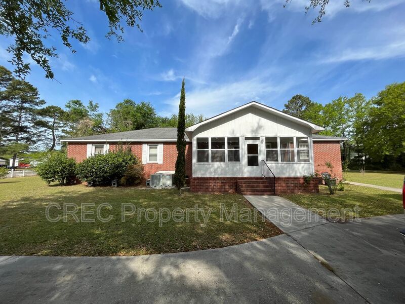 Perfect Mount Pleasant Location! property image