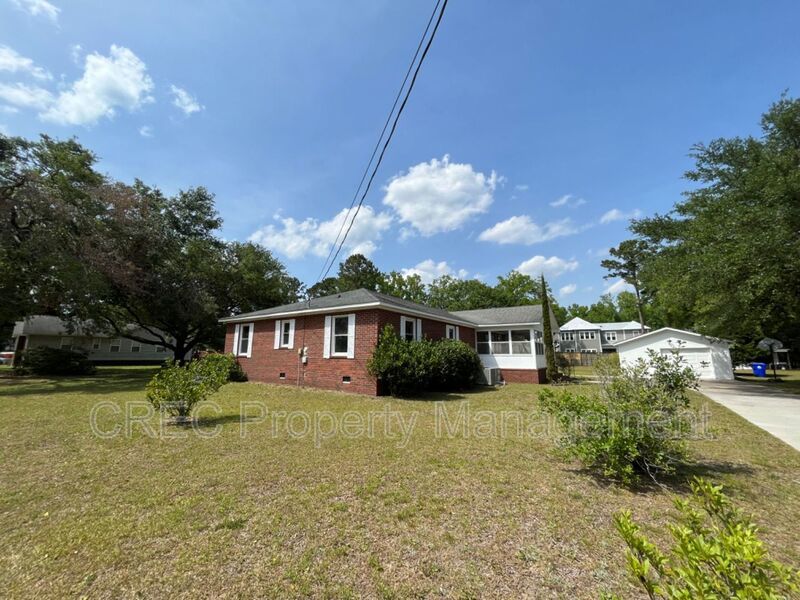 Perfect Mount Pleasant Location! property image