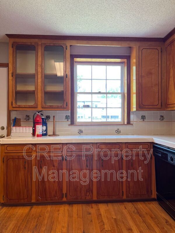 Perfect Mount Pleasant Location! property image