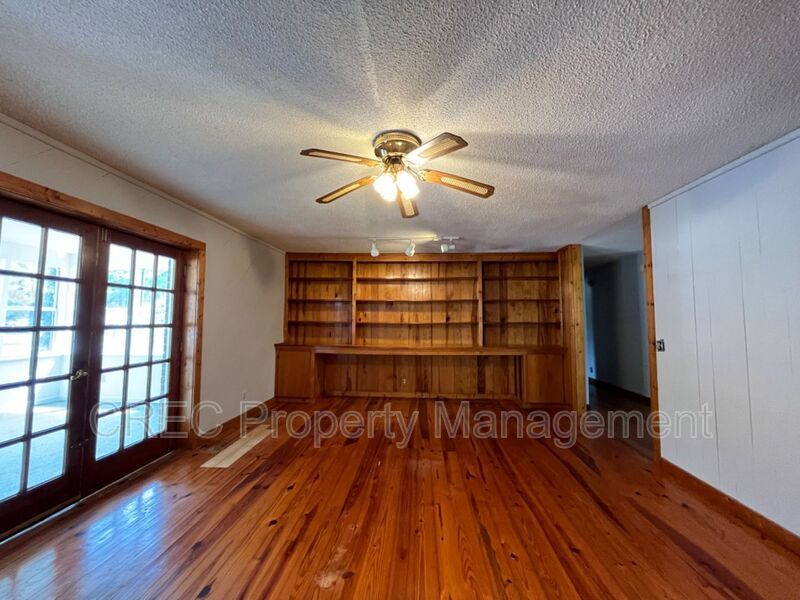 Perfect Mount Pleasant Location! property image