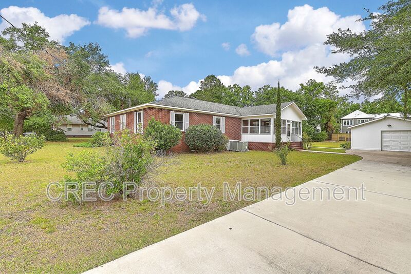 Perfect Mount Pleasant Location! property image
