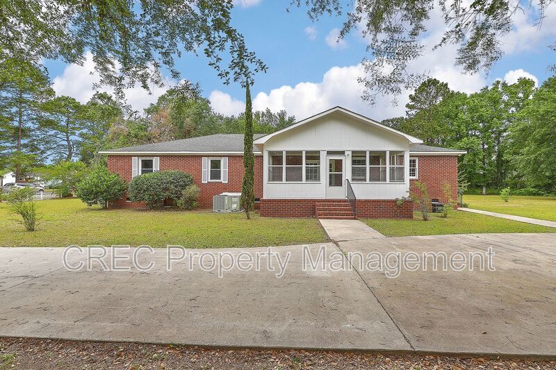 Perfect Mount Pleasant Location! property image