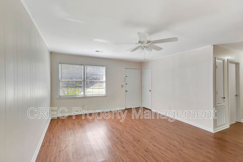 Lovely Ladson Brick Ranch! property image