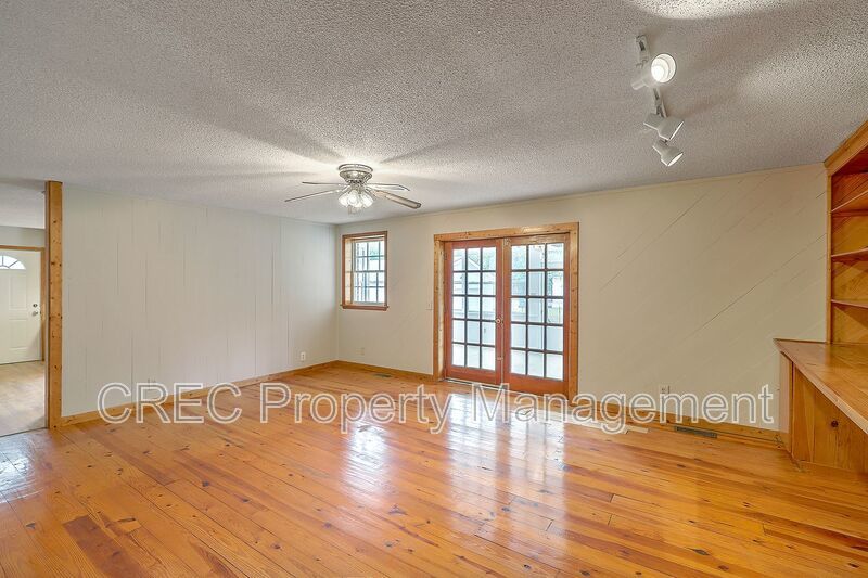 Perfect Mount Pleasant Location! property image