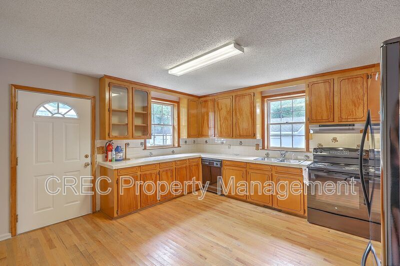Perfect Mount Pleasant Location! property image