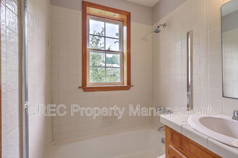 Perfect Mount Pleasant Location! property image