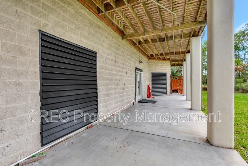 Elevated Elegance with Boat Access — A Property That Shines property image