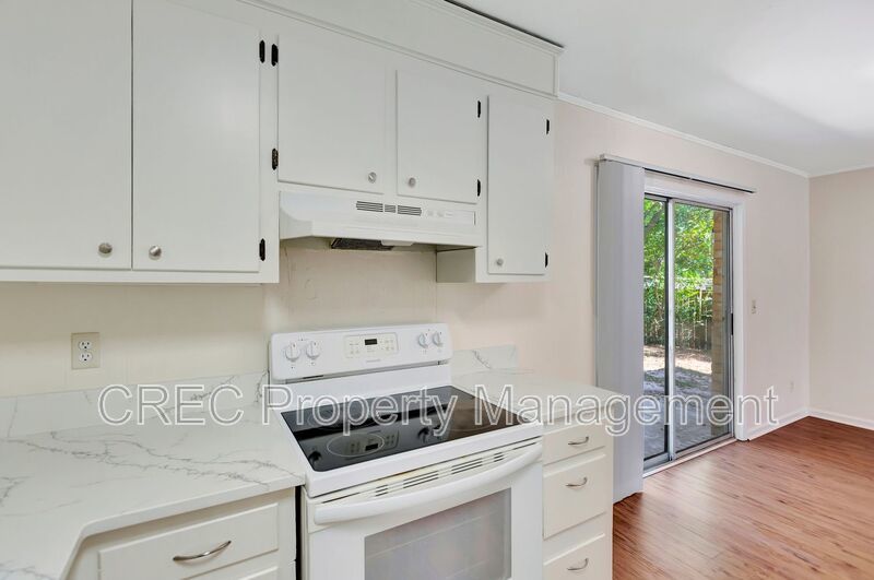 Lovely Ladson Brick Ranch! property image