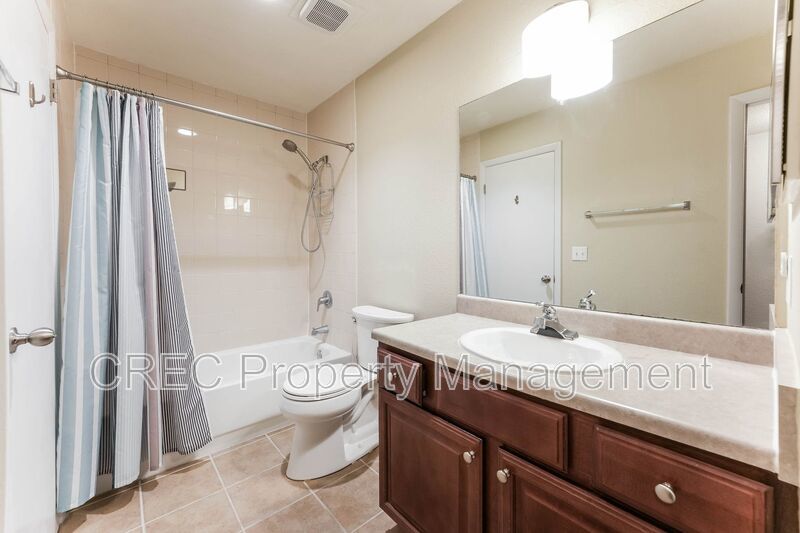 1481 Center St Ext 1703 property image