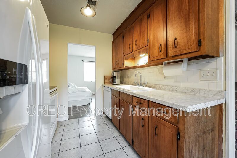 111 Finch St property image