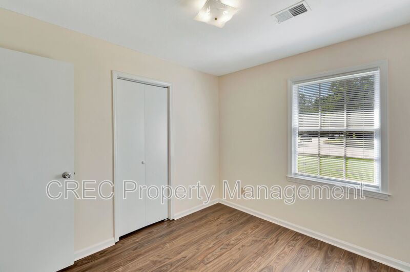 Lovely Ladson Brick Ranch! property image