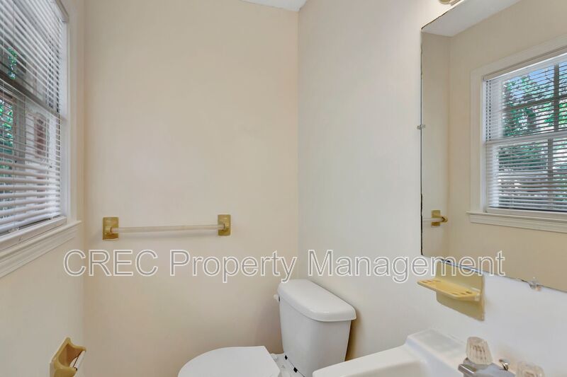 Lovely Ladson Brick Ranch! property image