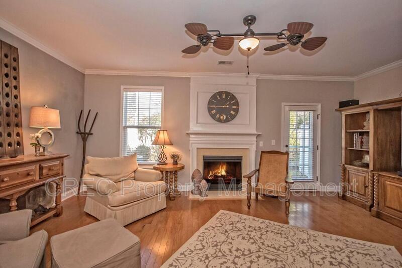 Gorgeous Park West Townhome! property image