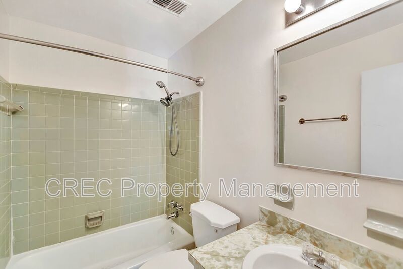 Lovely Ladson Brick Ranch! property image