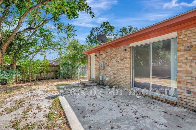 Lovely Ladson Brick Ranch! property image