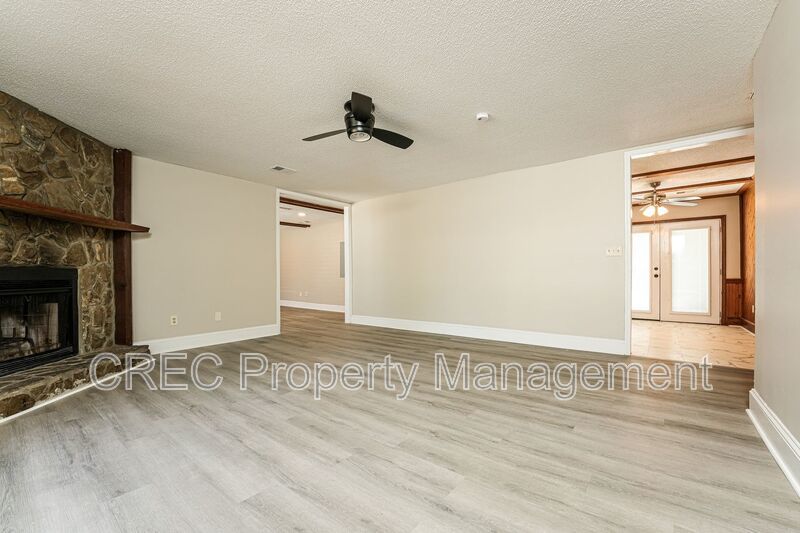 Spacious Summerville Ranch Style Home property image