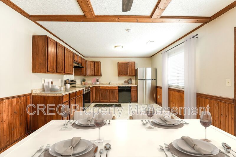 Spacious Summerville Ranch Style Home property image