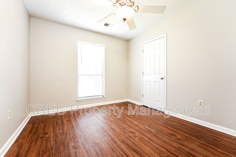 Spacious Summerville Ranch Style Home property image