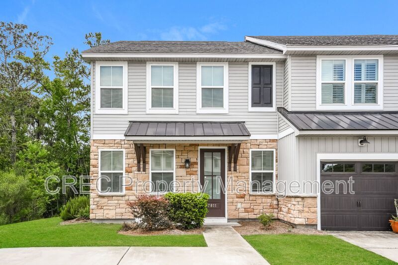 Beautiful End Unit Townhome In The Park at Rivers Edge! property image