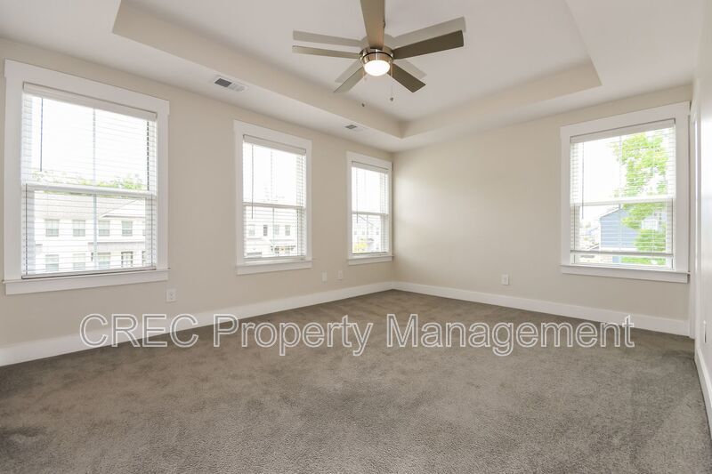 Beautiful End Unit Townhome In The Park at Rivers Edge! property image