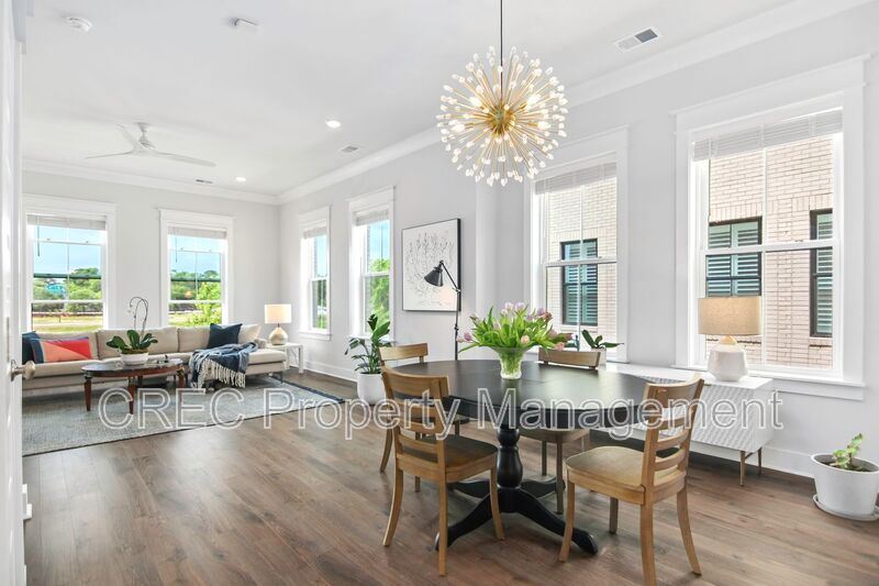 NEW PRICE & FREE MONTH OF RENT! Luxurious End-Unit Townhome with Elevator & Gourmet Kitchen – 4 Beds, 3.5 Baths, Prime Location! property image
