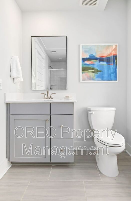 NEW PRICE & FREE MONTH OF RENT! Luxurious End-Unit Townhome with Elevator & Gourmet Kitchen – 4 Beds, 3.5 Baths, Prime Location! property image