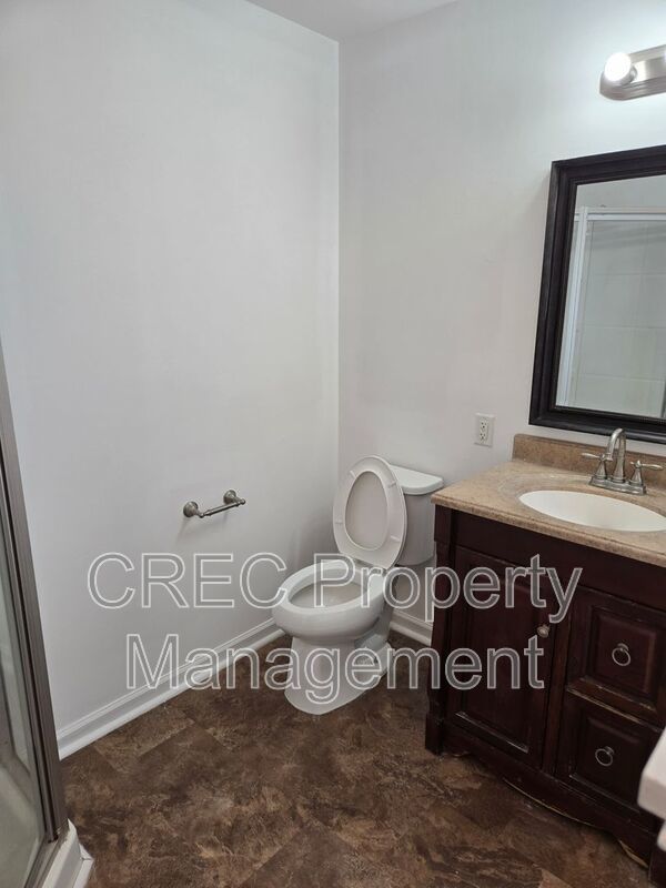 Spacious 4-Bedroom Home with Large Private Backyard property image