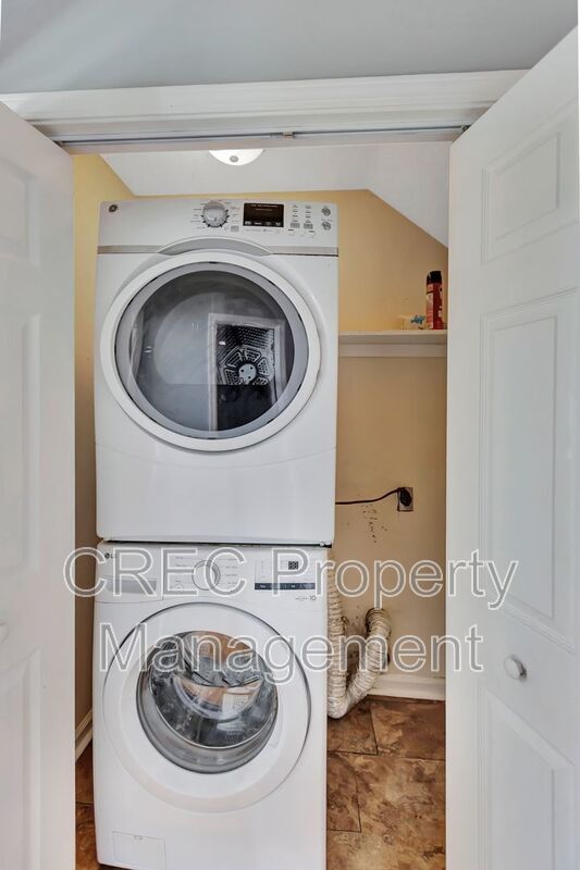 Spacious 4-Bedroom Home with Large Private Backyard property image