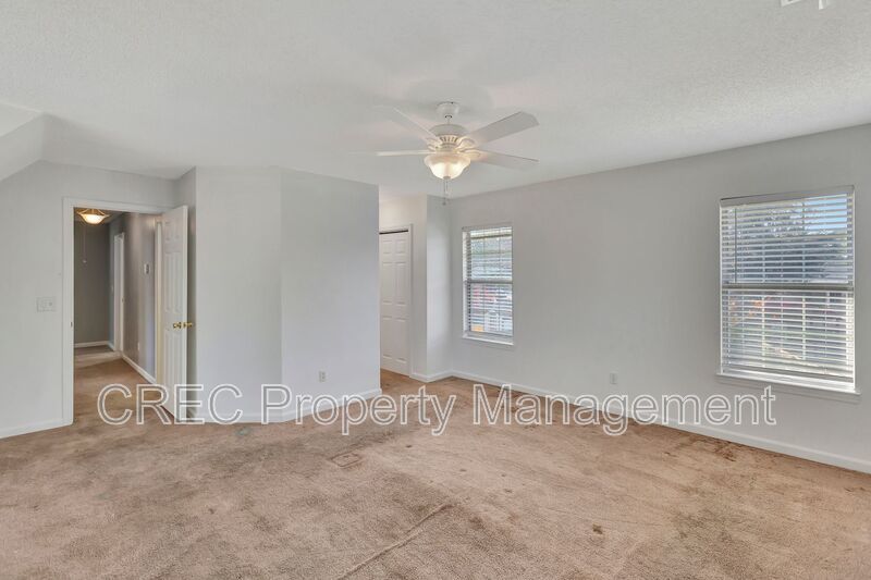Spacious 4-Bedroom Home with Large Private Backyard property image
