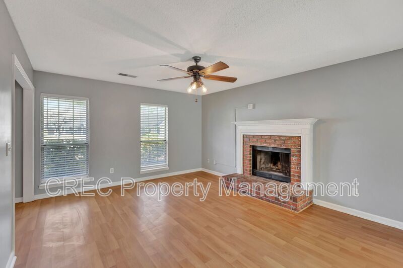 Spacious 4-Bedroom Home with Large Private Backyard property image