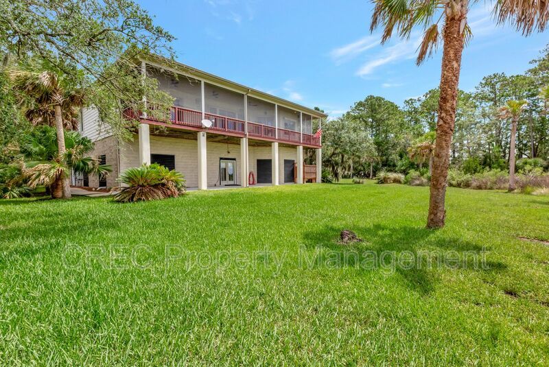 Elevated Elegance with Boat Access — A Property That Shines property image