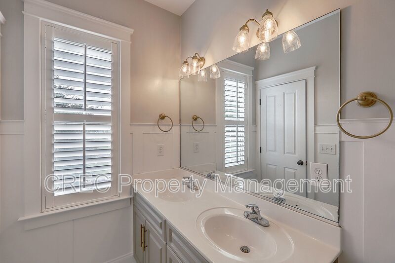 Charming White Gables Home! property image