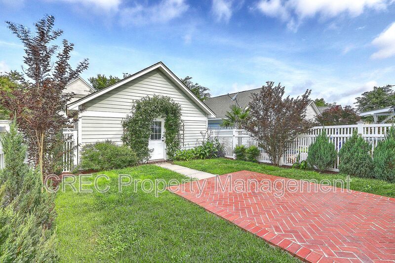 Charming White Gables Home! property image