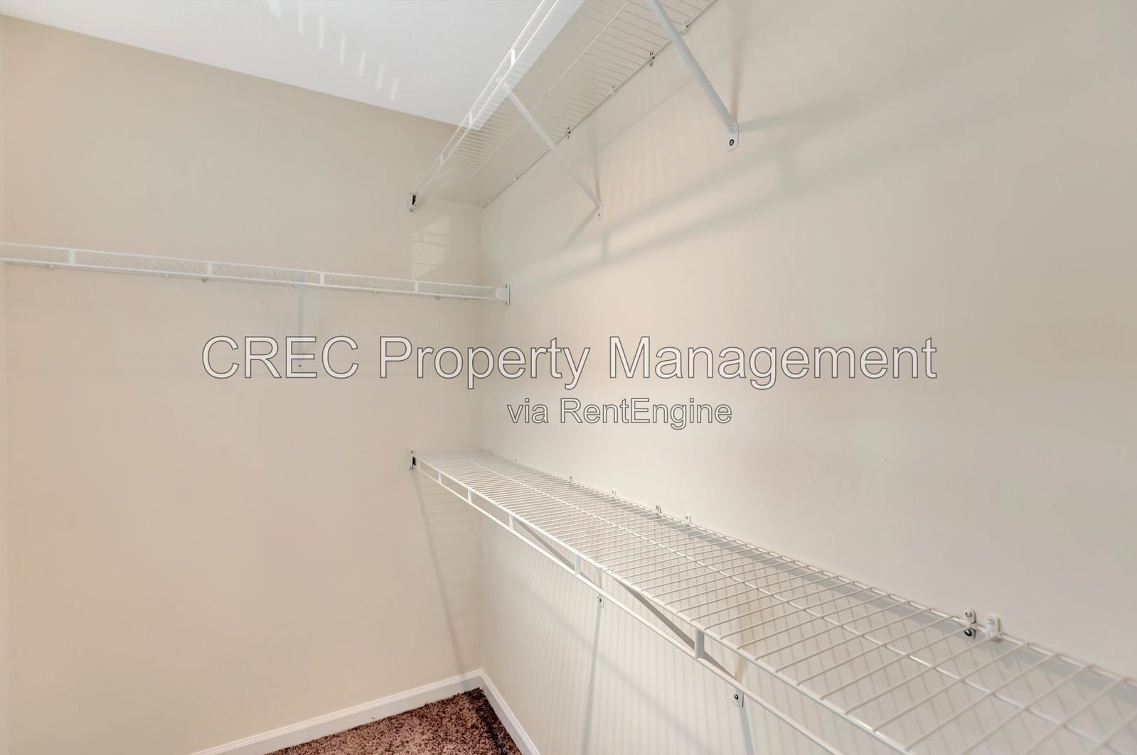 Stylish Lakeview Commons Townhome property image