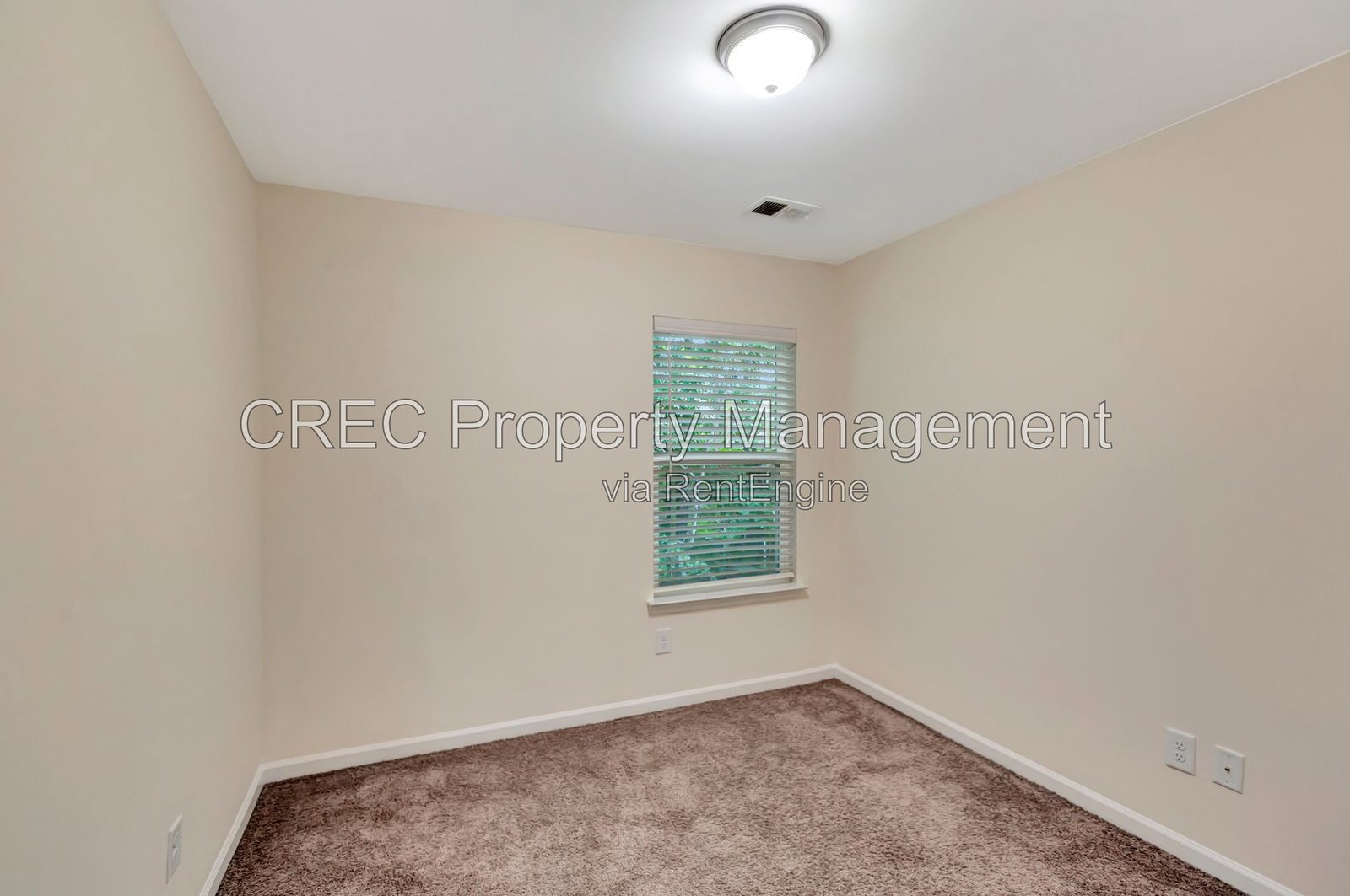 Stylish Lakeview Commons Townhome property image
