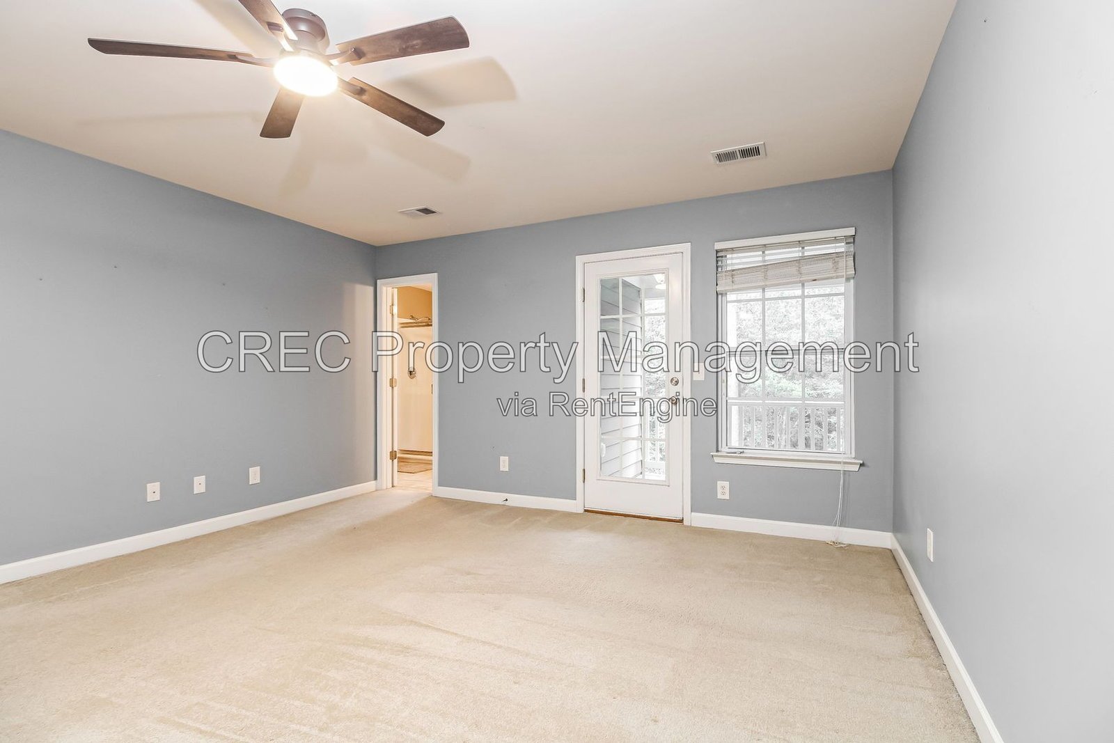 Beautiful 3BR Townhome with Balcony, Pool & Tennis Access property image