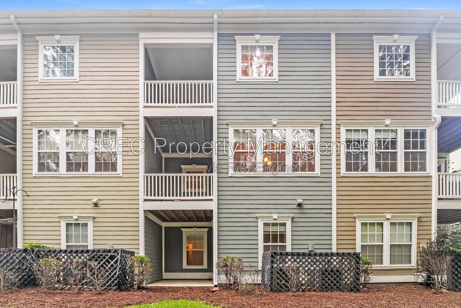 Beautiful 3BR Townhome with Balcony, Pool & Tennis Access property image