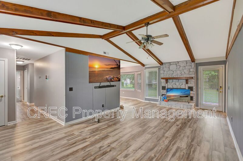 Charming Single-Story Home with Huge Backyard! property image